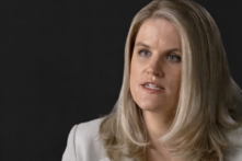 ‘Người thổi còi’ Facebook: Mạng xã hội đẩy trẻ em đến cực đoan