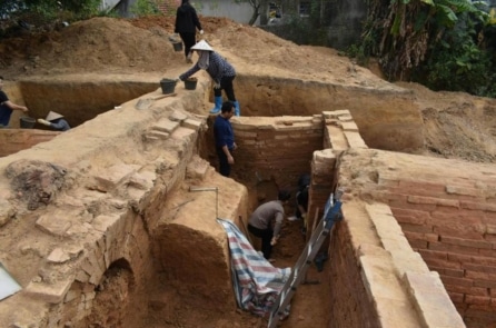 Quảng Ninh: Mộ cổ 2.000 năm tuổi tại lưu vực sông Bạch Đằng được khai quật