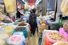 Từ 1/3, tài khoản ngân hàng của hộ kinh doanh phải trùng tên trên giấy chứng nhận đăng ký