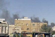 Đại sứ quán Mỹ tại Kuwait bốc khói dày đặc, chiến đấu cơ rơi gần căn cứ Mỹ