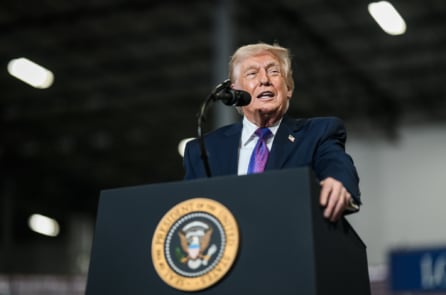 Ông Trump hoãn chuyến thăm Trung Quốc trong bối cảnh chiến tranh Iran