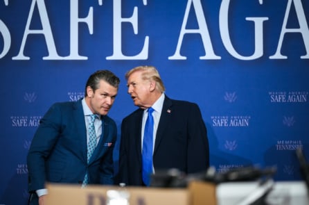 Ông Trump: Iran đã “tặng” Mỹ một nhượng bộ lớn về năng lượng