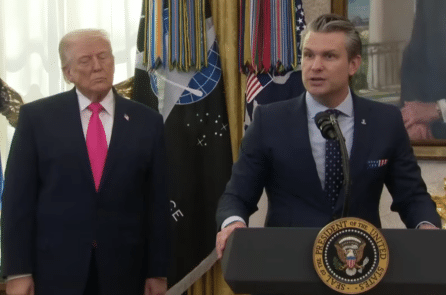 Bộ trưởng Chiến tranh Hegseth: Mỹ dùng ‘bom’ để đàm phán với Iran