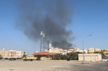 Iran tấn công Đại sứ quán Mỹ tại Ả Rập Xê Út, ông Trump thề trả đũa