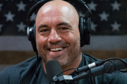 Ông Joe Rogan: Chiến sự Iran dễ trao lại Nhà Trắng cho phe Dân chủ