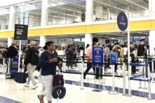 Ông Trump yêu cầu trả lương ngay cho nhân viên TSA để giảm hỗn loạn tại sân bay