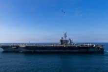 Vì sao USS Ford và USS Lincoln mang theo lượng bom xuyên hầm lớn chưa từng có?