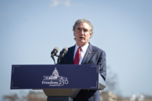 Bộ trưởng Nội vụ Mỹ: Châu Á muốn tăng nhập khẩu năng lượng từ Mỹ