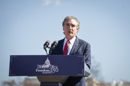 Bộ trưởng Nội vụ Mỹ: Châu Á muốn tăng nhập khẩu năng lượng từ Mỹ