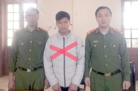 Khởi tố người đàn ông đánh, kéo lê cô gái vào ngày 8/3