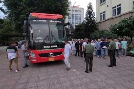 Việt Nam tiếp nhận 34 công dân bị Mỹ trục xuất về nước