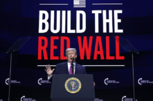 Ông Trump kêu gọi giới trẻ đi bỏ phiếu trong cuộc bầu cử giữa nhiệm kỳ