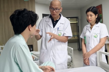 Ca cấp cứu nam thanh niên bị 2 chiếc đũa đâm sâu vào 2 mắt: Khoảng cách 1 milimet ‘tử thần’