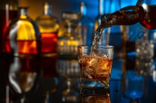 Bộ Công Thương đề xuất rượu, sữa ở nhóm rủi ro cao