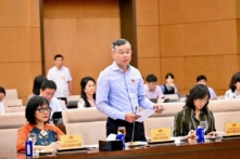 Đề xuất giao Chính phủ quy định ngưỡng doanh thu miễn thuế cho hộ kinh doanh 