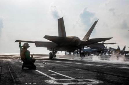 Kỹ sư Trung Quốc đăng video hướng dẫn bắn hạ tiêm kích Mỹ, gây bão mạng