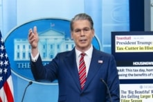 Bộ trưởng Tài chính Mỹ: Làm ăn với các hãng hàng không Iran có thể bị trừng phạt