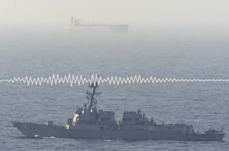 Mỹ phong tỏa Iran, phô diễn sức mạnh hải quân và gửi cảnh báo tới Trung Quốc