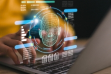 Công nghệ nhận diện khuôn mặt ở Trung Quốc: Đi đâu cũng bị theo dõi