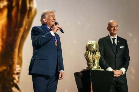 Ông Trump chê giá vé World Cup 2026 quá cao, nói bản thân cũng không mua