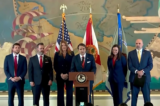 Mỹ tổ chức họp báo về việc truy tố Raul Castro, phản ứng tại hiện trường sôi nổi