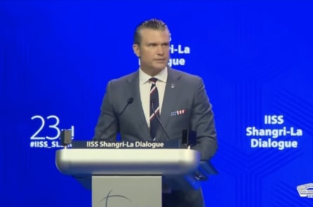 Ông Hegseth: Lệnh phong tỏa đường biển của Mỹ đối với Iran vẫn còn hiệu lực