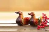 Ý nghĩa gốc của câu “Lấy gà theo gà, lấy chó theo chó”