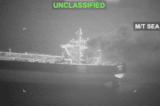 Video Mỹ không kích tàu dầu Iran từ mẫu hạm USS Bush