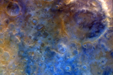 Tàu thăm dò của NASA đã chụp được những hình ảnh độc đáo của sao Hỏa