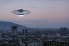 Chuyên gia UFO: UAP có thể “di chuyển tức thời”, vượt xa công nghệ quân sự Mỹ