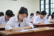 Vụ giám thị gợi ý đáp án tại Quảng Ninh: Hai bài thi vẫn giữ nguyên kết quả 