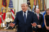 Ông Trump chỉ trích sách mới của phóng viên New York Times là “tin giả”