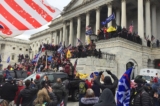 Thẩm phán chấp thuận hủy vụ án đối với 4 thành viên Proud Boys trong vụ bạo loạn Đồi Capitol