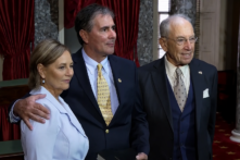 Ông Trump: Tôi hoàn toàn ủng hộ em gái của Graham tranh cử Thượng viện