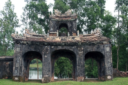 Đâu rồi điện Voi Ré