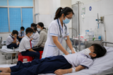 Bộ Y tế yêu cầu làm rõ vụ hàng chục học sinh nghi ngộ độc thực phẩm tại Đắk Lắk 