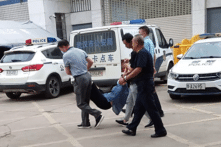 Góc khuất của cuộc bức hại trong các trung tâm tẩy não và bệnh viện tâm thần