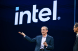 Cựu CEO Intel cảnh báo thế giới sẽ trả giá đắt nếu nguồn cung chip Đài Loan bị gián đoạn