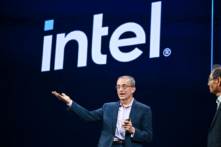Cựu CEO Intel cảnh báo thế giới sẽ trả giá đắt nếu nguồn cung chip Đài Loan bị gián đoạn