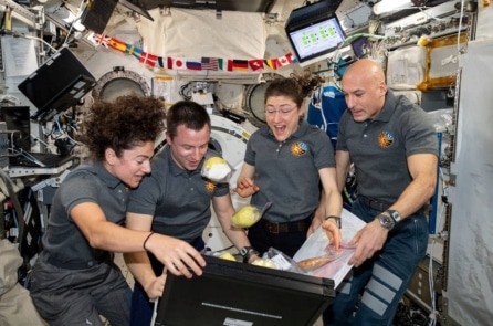 Trúng tuyển phi hành gia NASA khó gấp 30 lần đại học Harvard