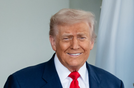 Mỹ bắt đầu sản xuất đồng tiền kỷ niệm 1 USD in hình ông Trump nhân 250 năm lập quốc