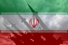 UAE: Hai tàu chở dầu trúng tên lửa Iran, 1 người chết, 8 người bị thương