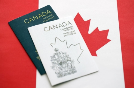 Canada siết quy định nhập cư: Tạm dừng chương trình bảo lãnh cha mẹ và ông bà
