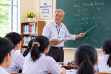 Từ 1/9, trường học được ký hợp đồng toàn thời gian với nhà giáo nghỉ hưu 