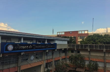 Học sinh lớp 9 Philippines livestream cảnh bắn bạn học rồi tự sát