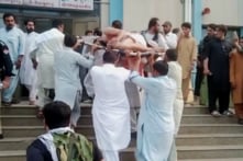 Đánh bom liều chết trước đồn cảnh sát Pakistan, ít nhất 14 người thiệt mạng