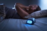 Vì sao cơ thể mệt mỏi nhưng lại không ngủ được