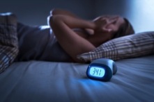 Vì sao cơ thể mệt mỏi nhưng lại không ngủ được