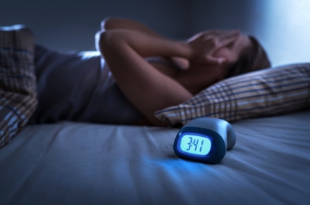 Vì sao cơ thể mệt mỏi nhưng lại không ngủ được
