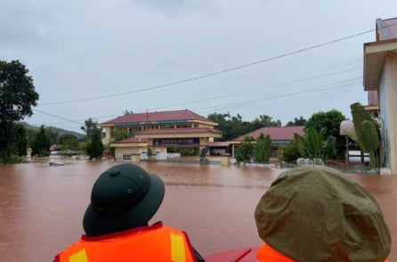 Chuyên gia: Bão số 4 gần như đứng yên khiến các ổ mây đi vào bờ gây mưa lớn